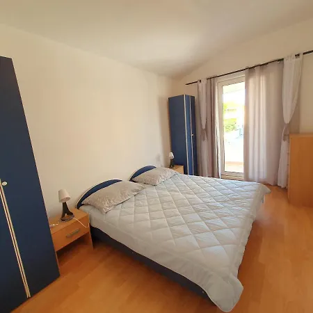 Apartman Olivari アパート Tribalj